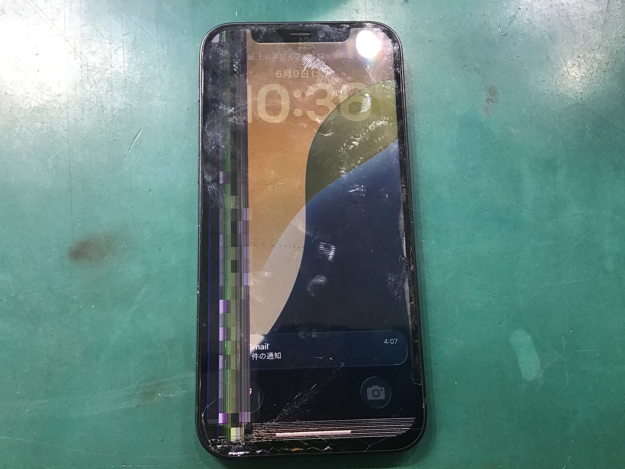 iPhone12の修理はデータそのまま・最短即日修理のスマホ修理工房中野ブロードウェイ店にご相談ください！！